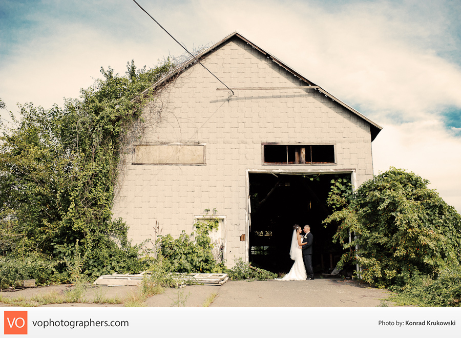 Jessica + Robert – Wedding at Maneeley’s – photo 48