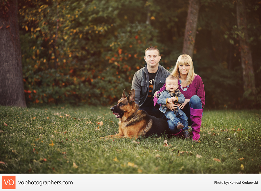 Nathaniel + Kasia + Janusz – Autumn Family Session – photo 18