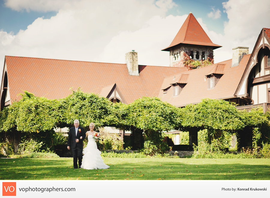 marcella_christopher_wedding_at_saint_clements_castle_portland_connecticut_0017-kk