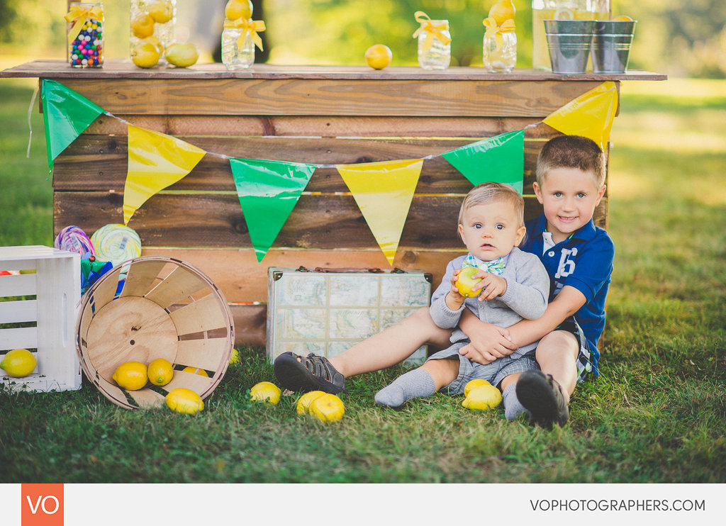 Summer Lemonade Stand – Mini Sessions – photo 9