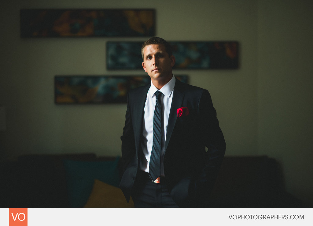 Gershon-Fox-Ballroom-Hartford-Wedding-0004-vo