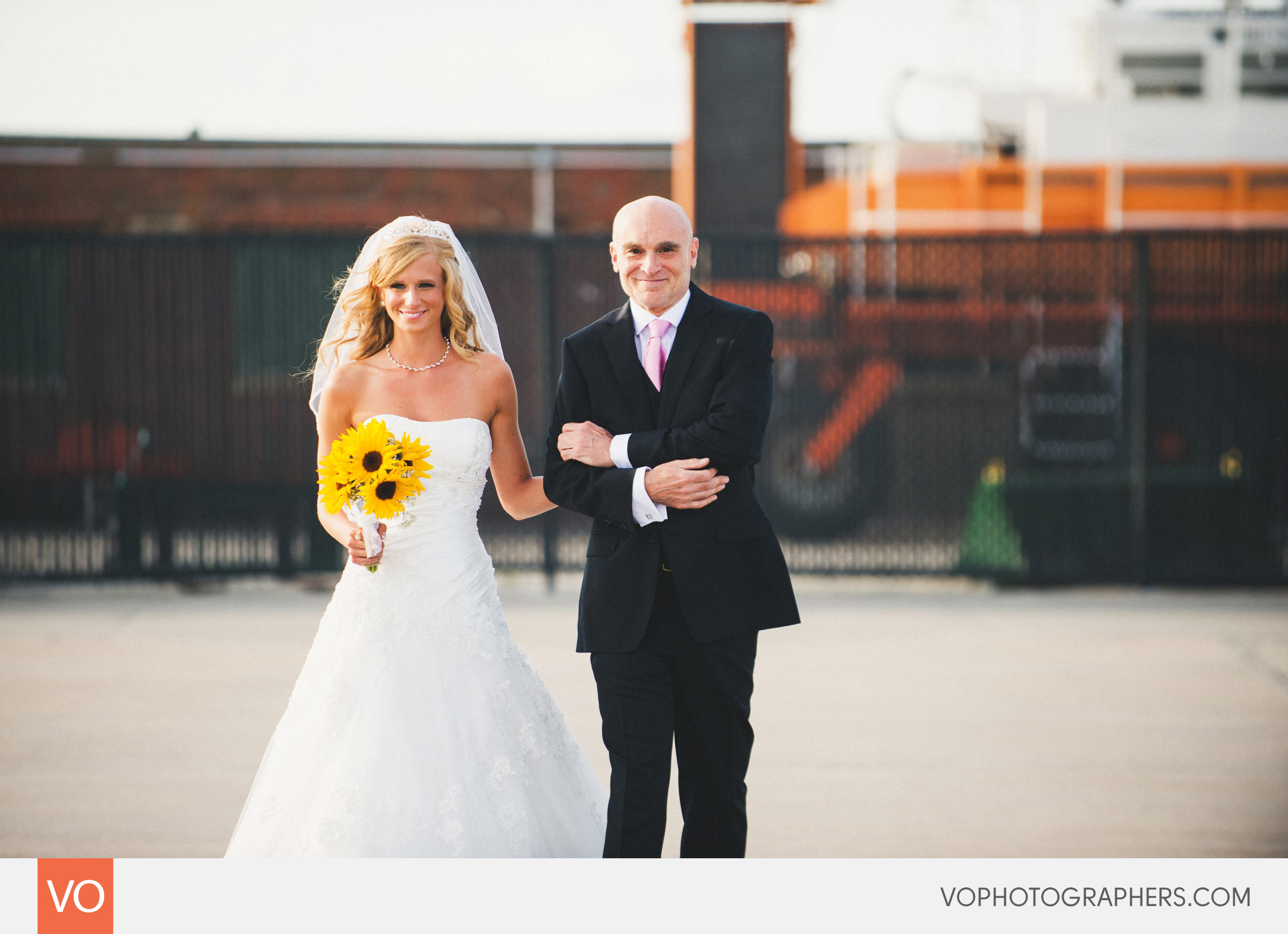 Rotunda-Easton-Beach-Newport-Rhode-Island-Wedding-0023
