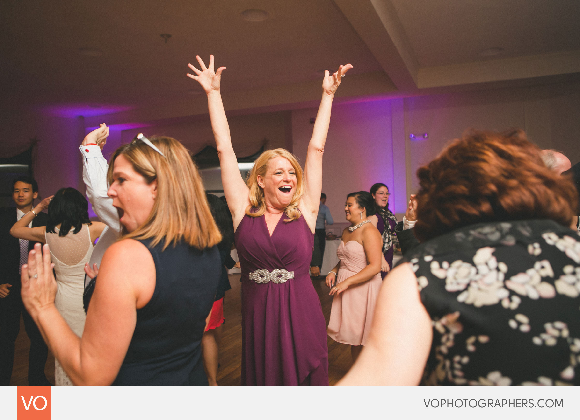 Rotunda-Easton-Beach-Newport-Rhode-Island-Wedding-0045