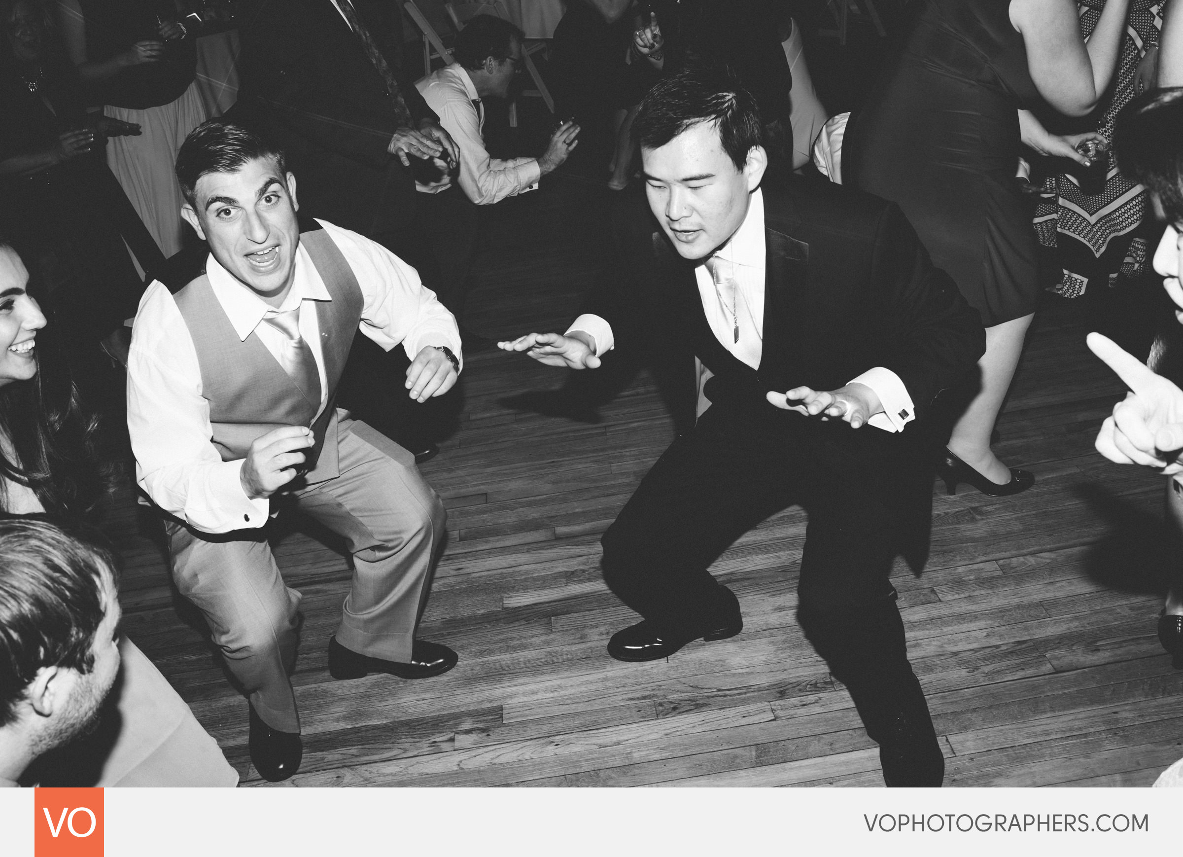 Rotunda-Easton-Beach-Newport-Rhode-Island-Wedding-0049