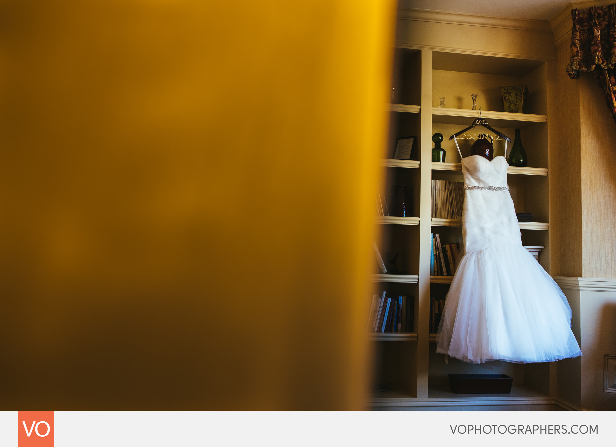 red-barns-hampshire-college-wedding-0001