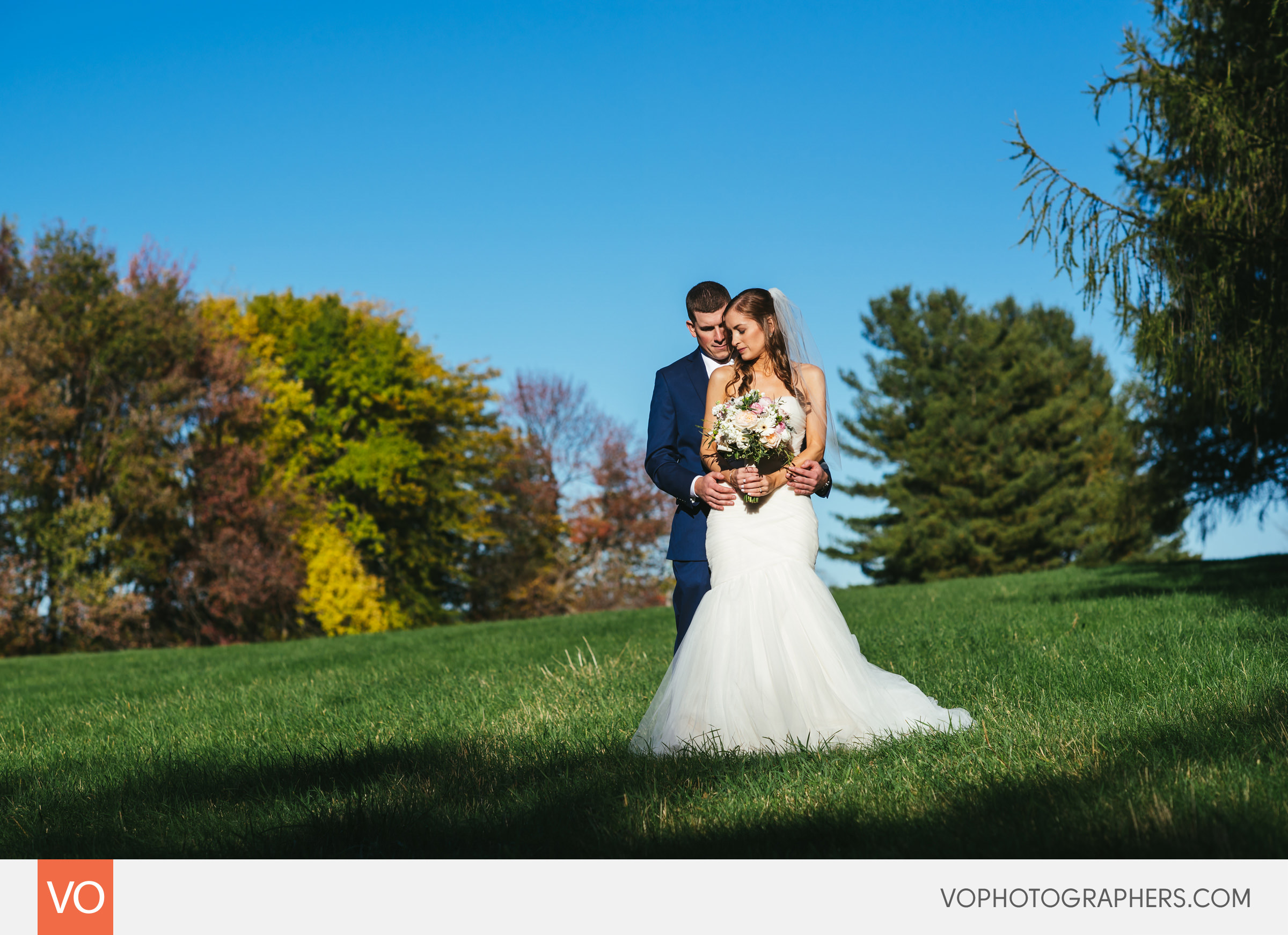 red-barns-hampshire-college-wedding-0014
