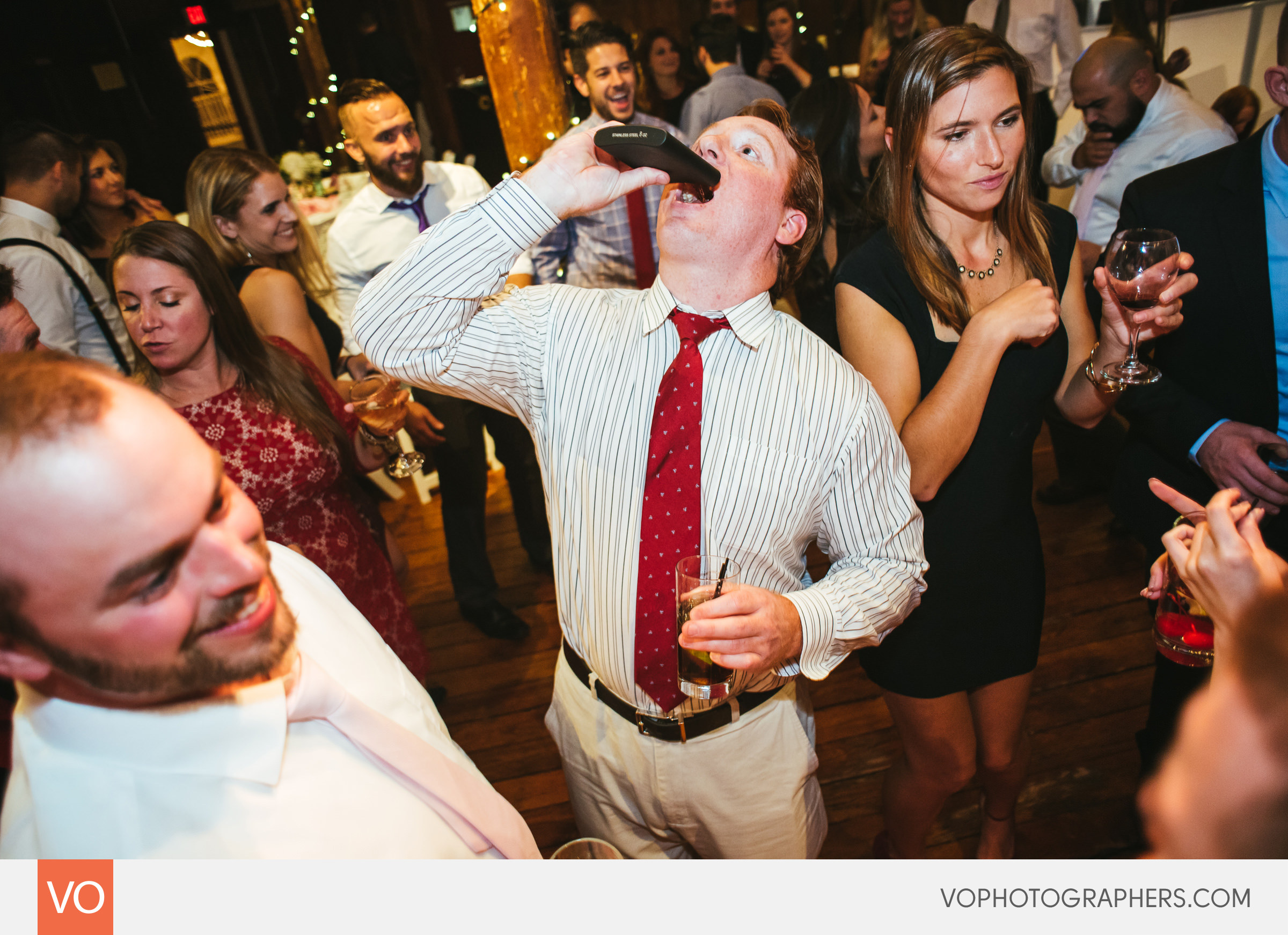 red-barns-hampshire-college-wedding-0026