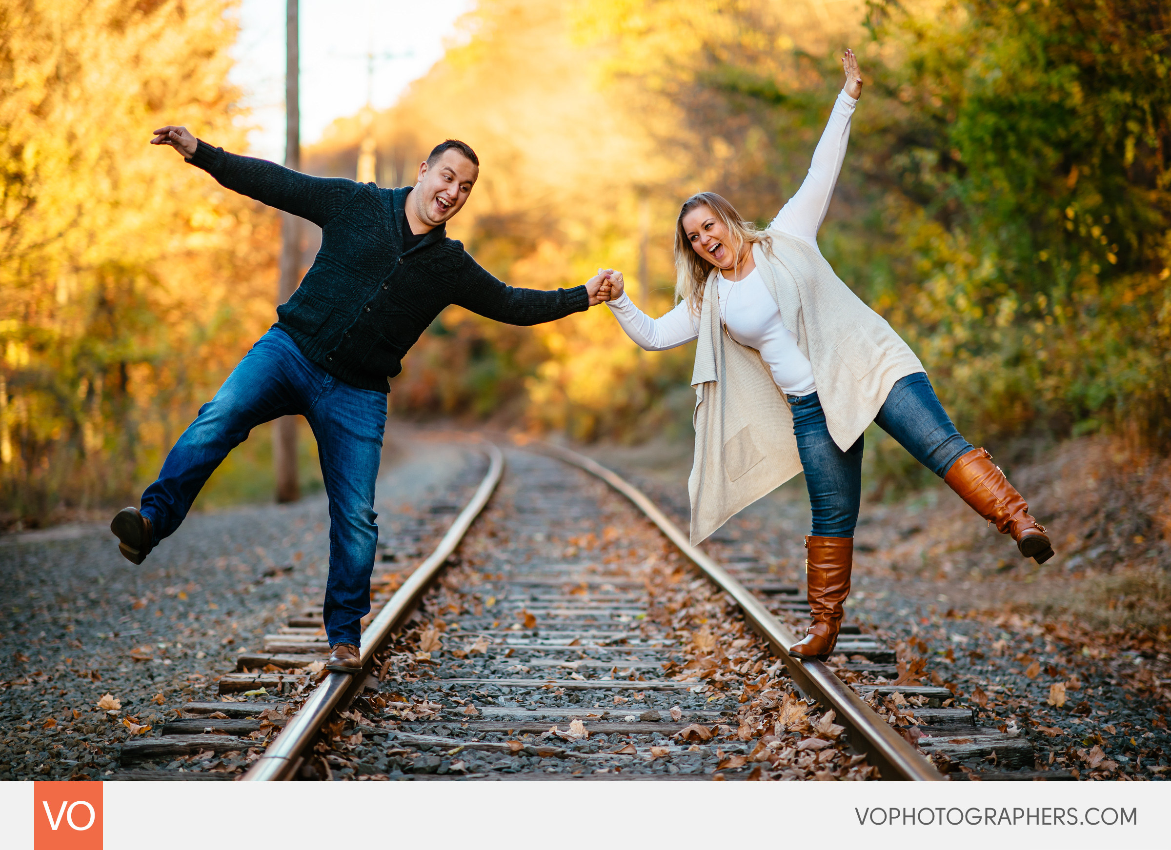 wadsworth-mansion-at-long-hill-engagement-0017